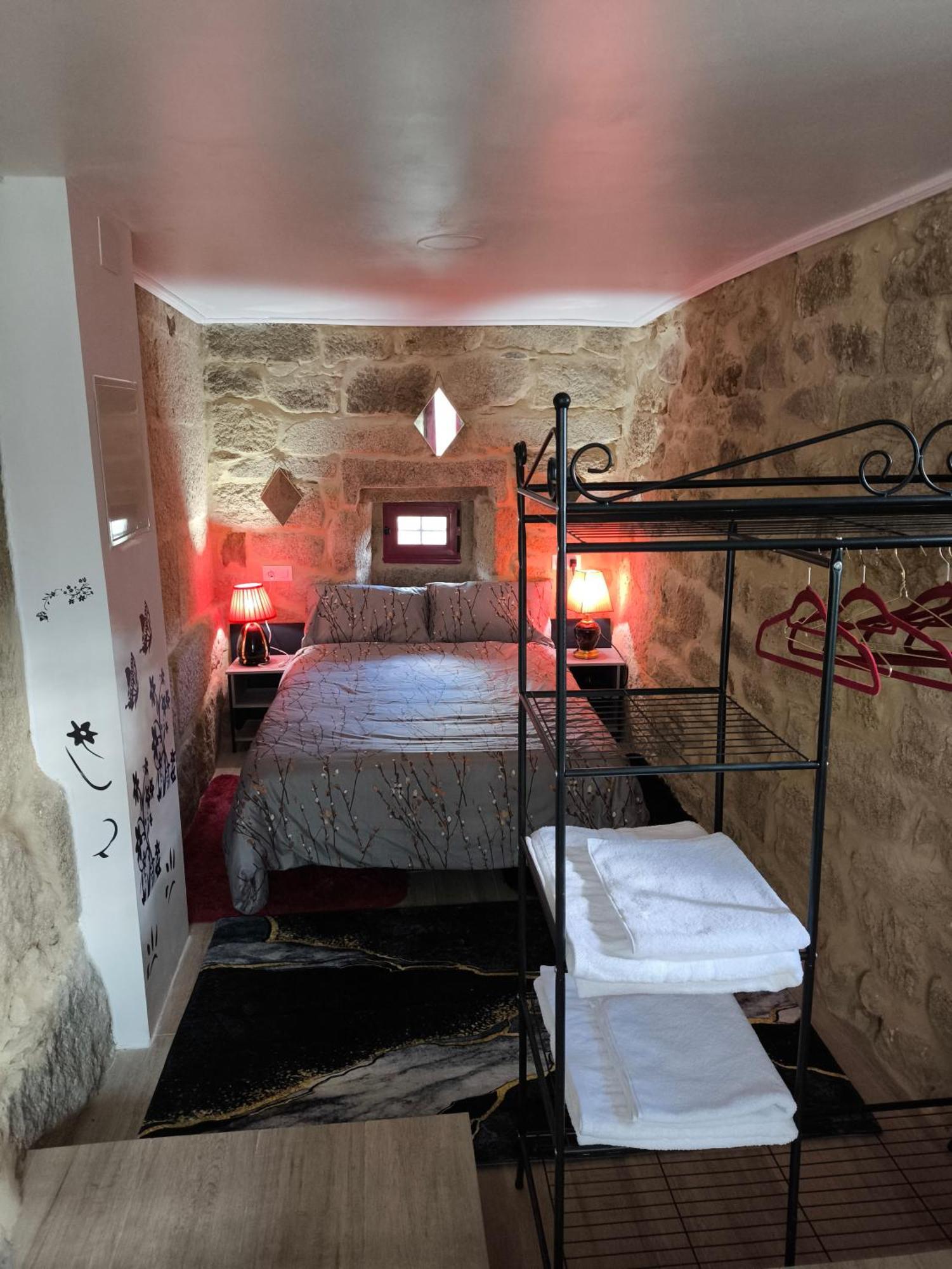 Xiravai-Ribeira Sacra Villa Peares ภายนอก รูปภาพ
