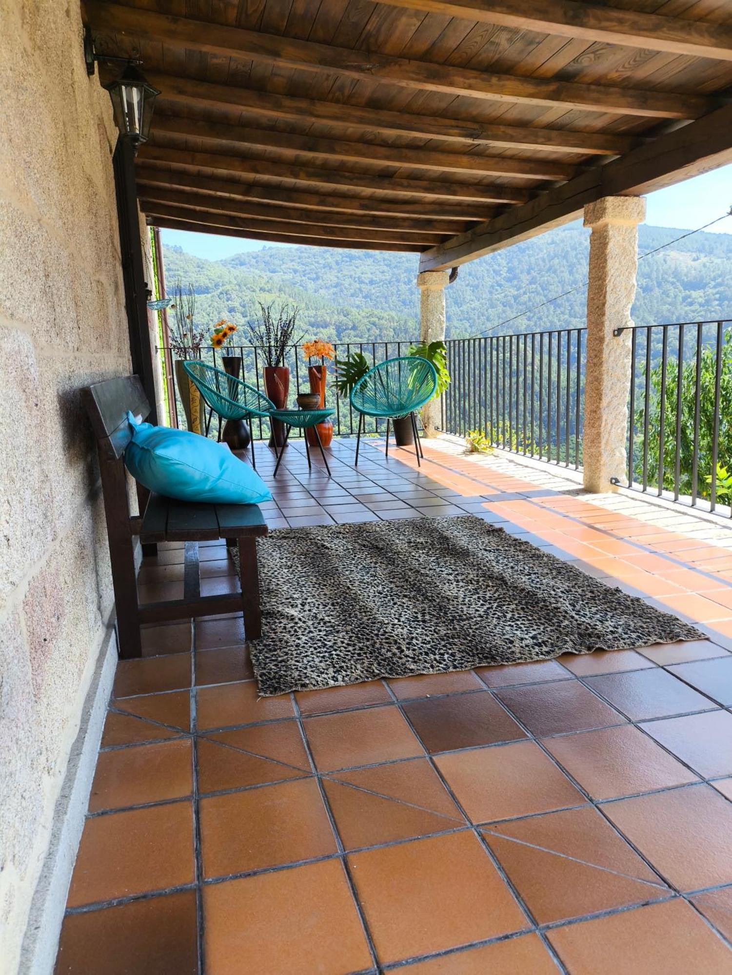 Xiravai-Ribeira Sacra Villa Peares ภายนอก รูปภาพ