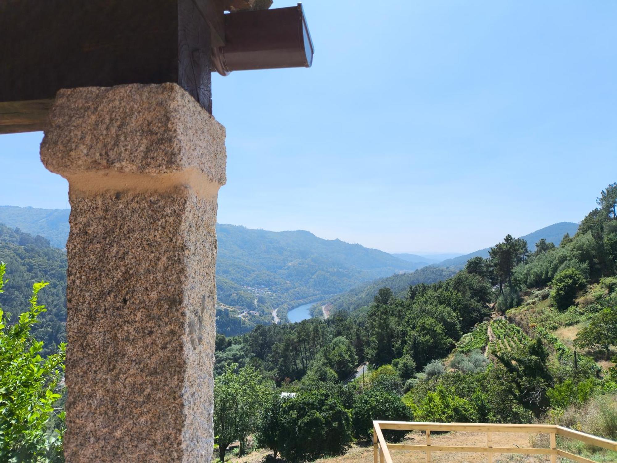 Xiravai-Ribeira Sacra Villa Peares ภายนอก รูปภาพ